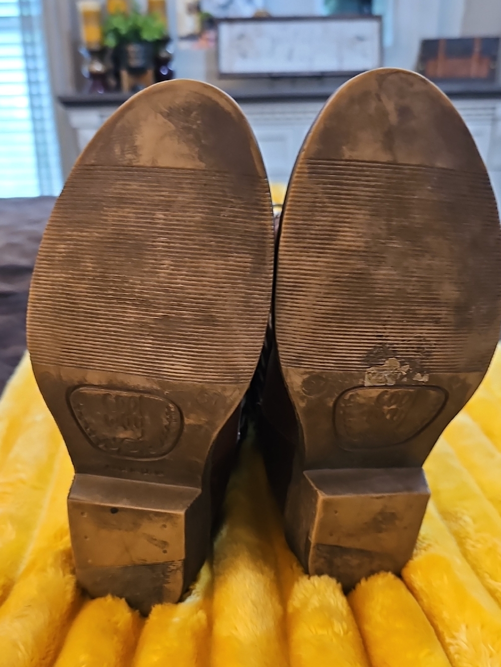 Boots - Picture 13 of 16